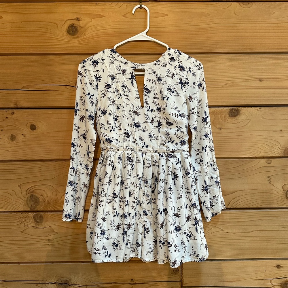 White Floral Romper - No Brand Listed (bought from boutique)